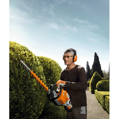 STIHL Taille haie HS 82R