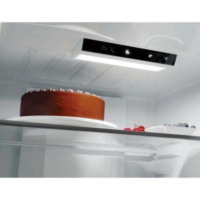 Candy CNCQ2T618EBMA